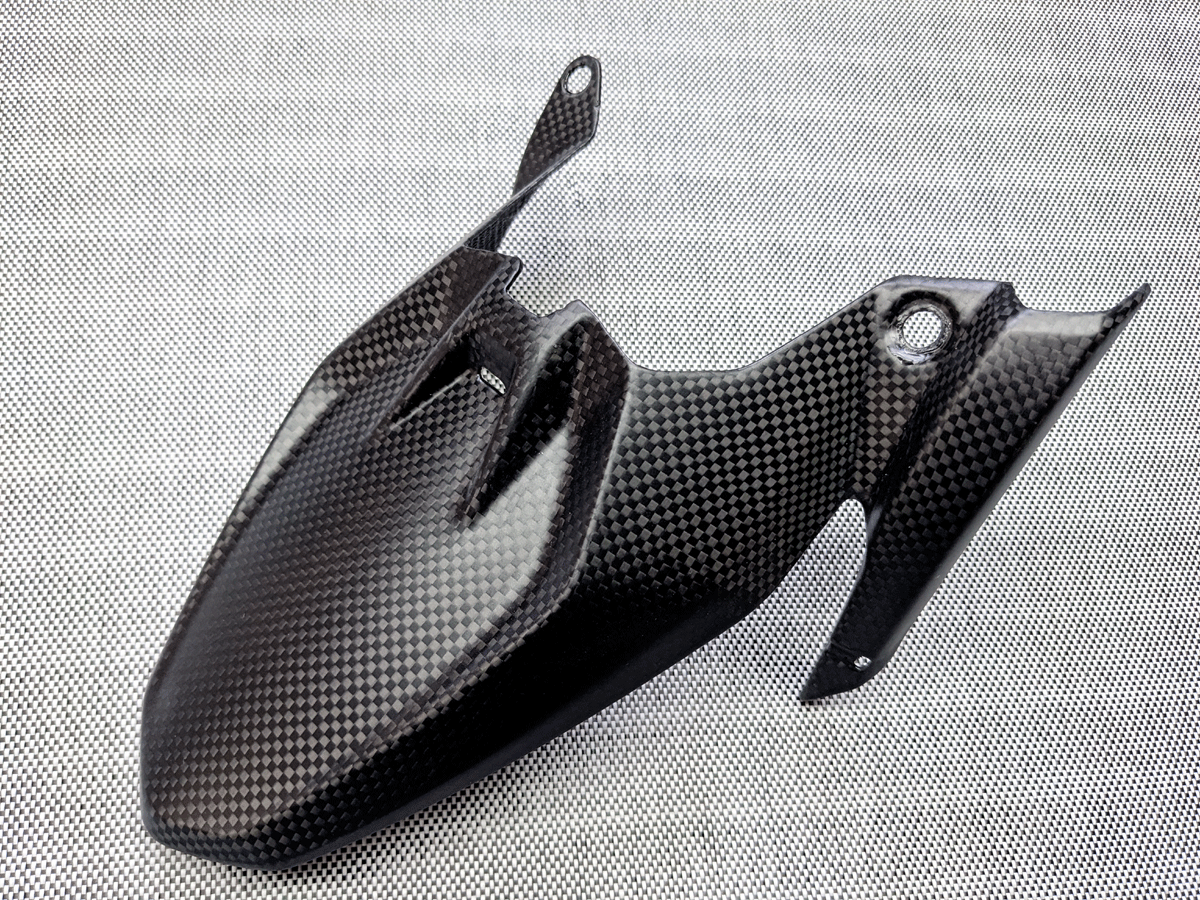 Rear fender kit / carbon chain protection