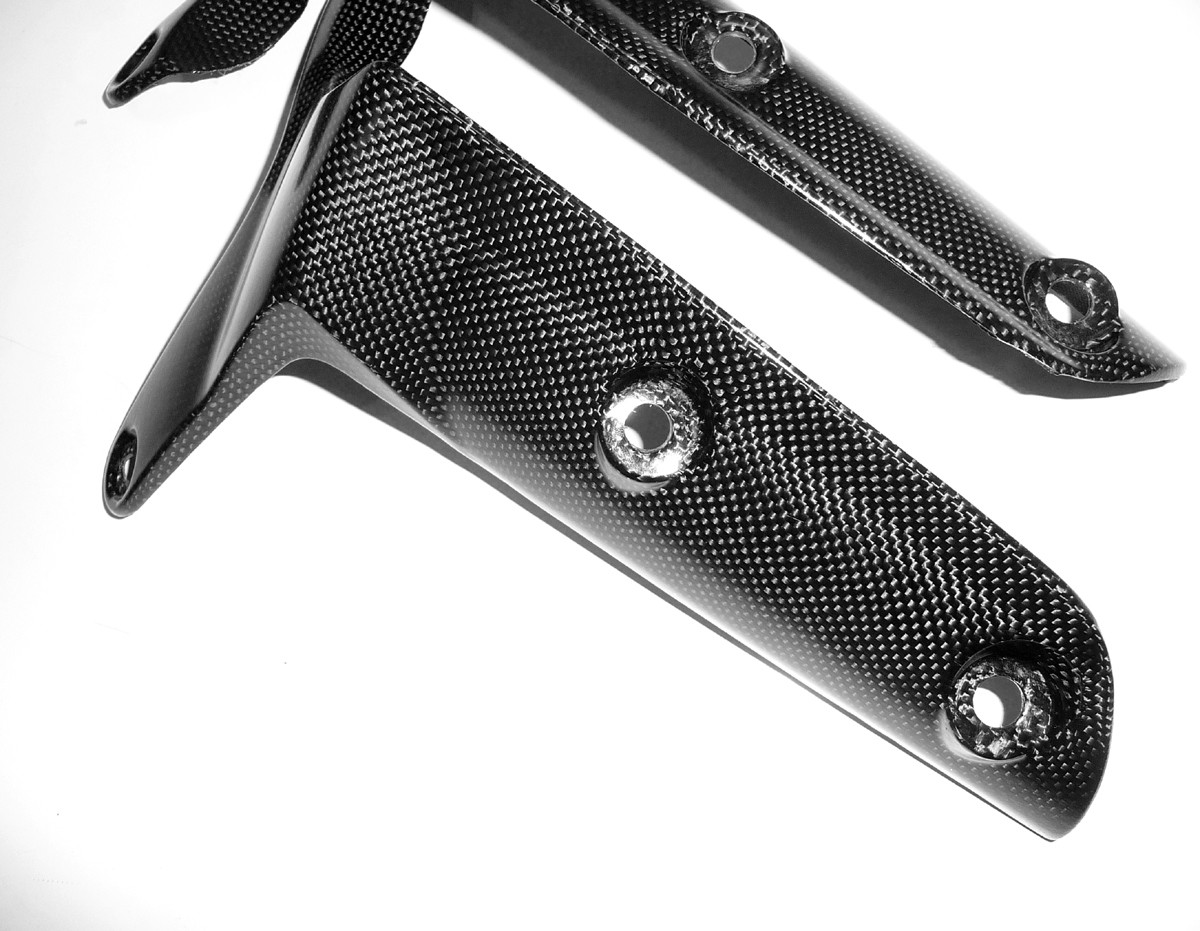 Front fender support Carbon 