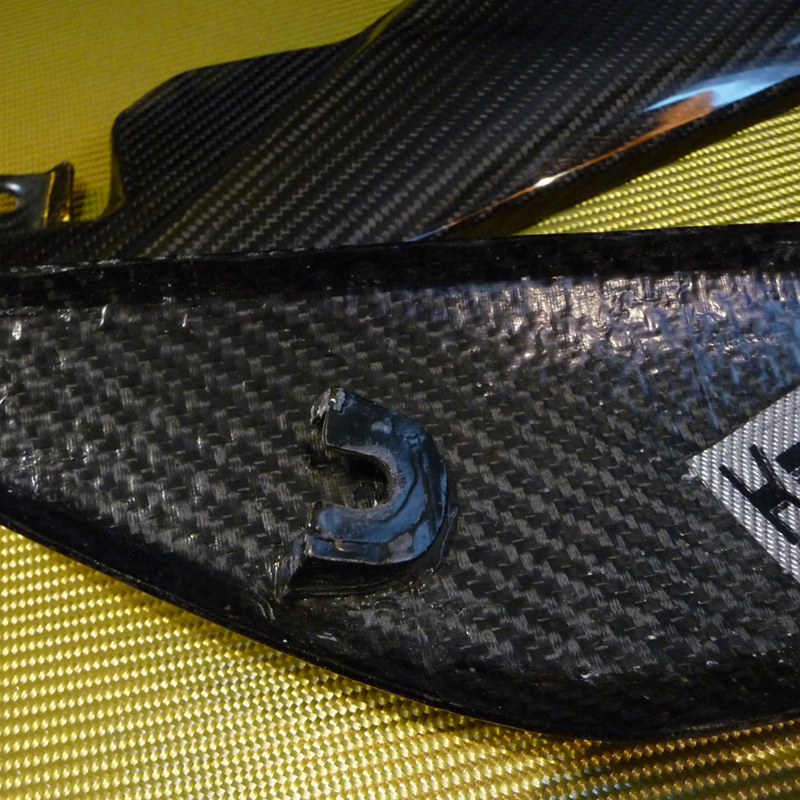 Triumph-Speed-1050-Tank-Infill-Panels-carbon-detail