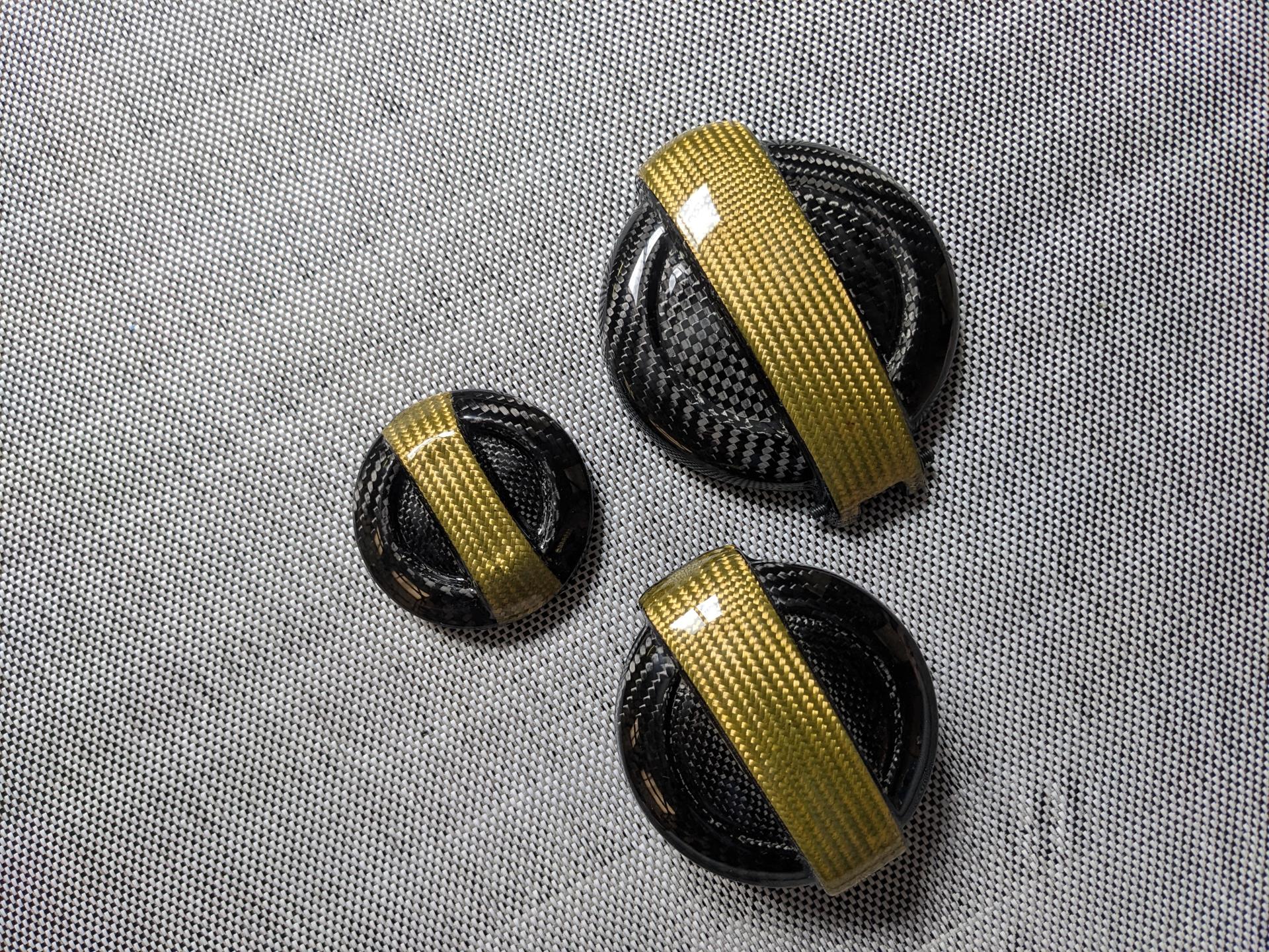 Set of 3 Carbon plugs (example)