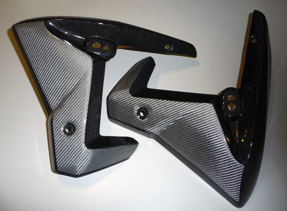 Cache radiateur Dual Carbone